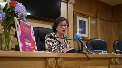 Elvira Lamas avanzou que insistir&aacute; para que a Deputaci&oacute;n cumpra co Museo do Entroido