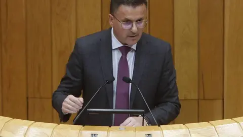 O conselleiro de Medio Rural. Jos&eacute; Gonz&aacute;lez, fixo balance da campa&ntilde;a de incendios deste ano no Parlamento.