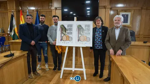 Fernando Dopico, Miguel Est&eacute;vez, Xo&aacute;n Losada, Elvira Lama e Rosendo Fern&aacute;ndez, na presentaci&oacute;n da primeira fase do Certame Celtib&eacute;rico de Bandas de Gaitas deste ano. | FOTO: Noelia Caseiro.