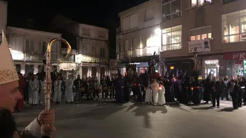 Procesi&oacute;n da Crucifixi&oacute;n na Praza Maior de Xinzo.
