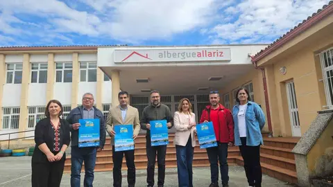 O alcalde de Vilar de Santos, Antonio M&iacute;guez, participou na presentaci&oacute;n do campamento que se desenvolver&aacute; entre a localidade limi&aacute; e Allariz.
