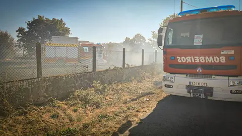 Incendio deste m&eacute;rcores na Pista das Riscas.