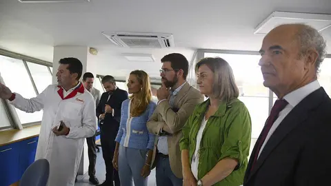 Visita da conselleira de Promoci&oacute;n do Emprego e Igualdade, Elena Rivo, &aacute;s instalaci&oacute;ns do Grupo Coren.