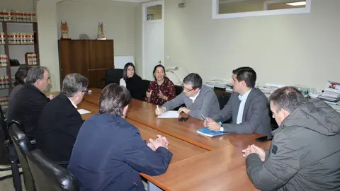 A reuni&oacute;n tivo lugar na casa consistorial da capital antelana.
