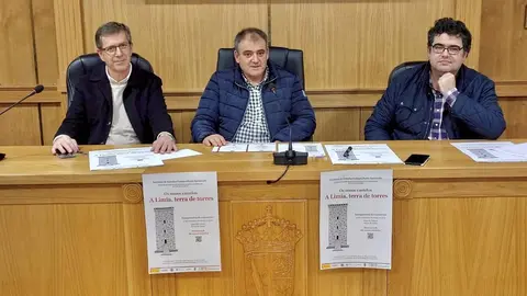 presentaci&oacute;n exposici&oacute;n castelos a limia - Joao Paulo Martins Ferreira, Amador D&iacute;az e Carlos G&oacute;mez 20231114
