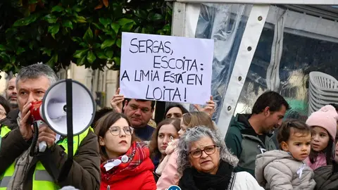 Unha das concentraci&oacute;ns das &uacute;ltimas semanas en Xinzo de Limia. | FOTO: Noelia Caseiro.