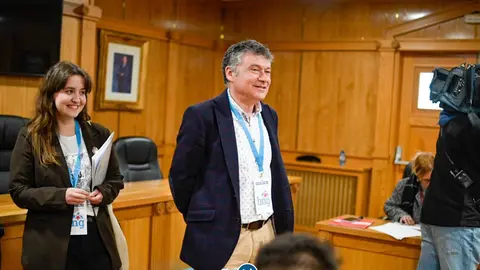 Manuel Pozo, concelleiro en Xinzo, fue uno de los m&aacute;s activos en campa&ntilde;a, capitaneando las movilizaciones por la falta de pediatras. | FOTO: Noelia Caseiro.