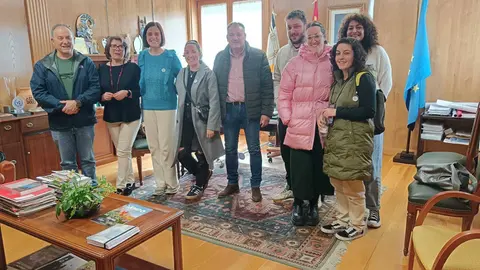 20240318 alcalde xinzo + loita pedi&aacute;trica da Limia, compromiso alcalde