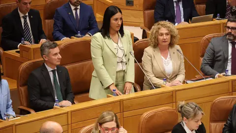 Cristina Campero, en el momento de la jura como diputada auton&oacute;mica. | FOTO: Parlamento de Galicia.