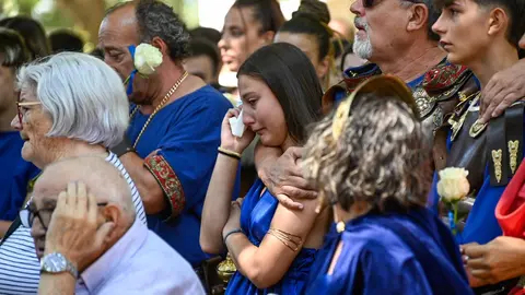 Los padres de Merce, su hija, esposo e hijo, muy emocionados. | FOTO: Noelia Caseiro.