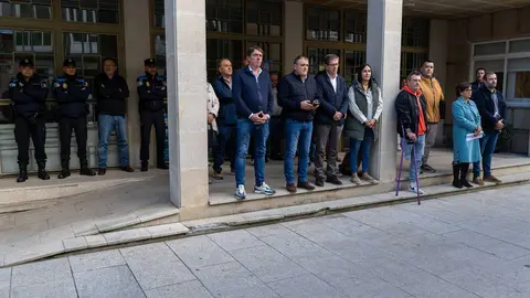 Minuto de silencio pola cat&aacute;strofe da DANA.