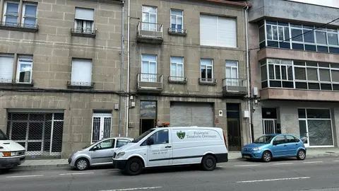 La autoridad judicial procedi&oacute; al levantamiento del cad&aacute;ver poco antes de las 15:00 horas.