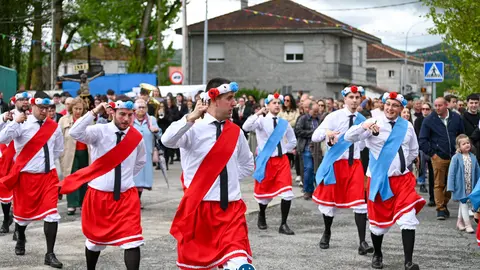 DANZANTES DE LAMAS 25-73