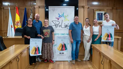 Presentaci&oacute;n da Feira do Comercio Prolimia en Xinzo.