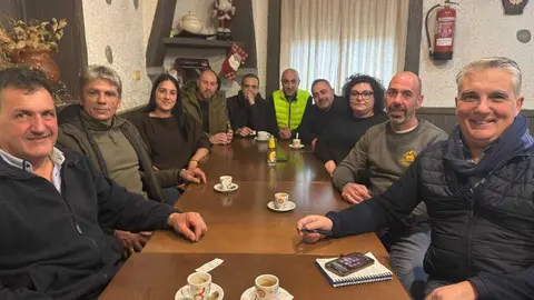 Cristina Campero e Miguel &Aacute;ngel Viso reun&iacute;ronse con gandeiros e agricultores de Montederramo e Maceda.