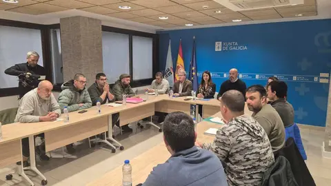 A conselleira do Medio Rural reuniuse en Ourense con representantes do sector primario galego.