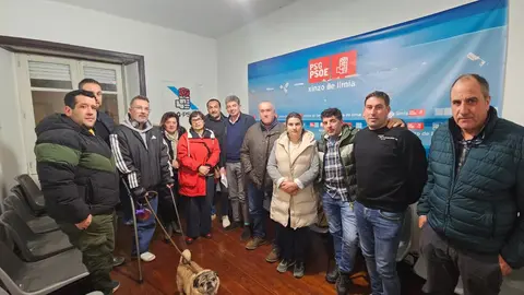 Encuentro entre la ejecutiva provincial socialista y responsables municipales de la comarca.