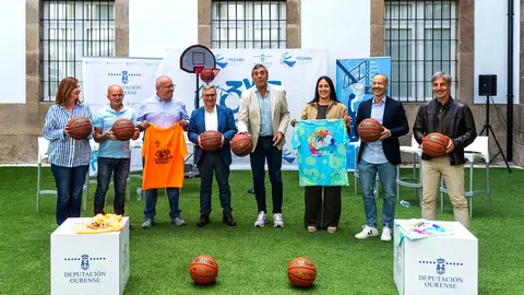 Acto de presentaci&oacute;n do primeiro Circu&iacute;to Basket 3x3 Deputaci&oacute;n de Ourense, que percorrer&aacute; seis concellos da provincia entre agosto e setembro de 2026.