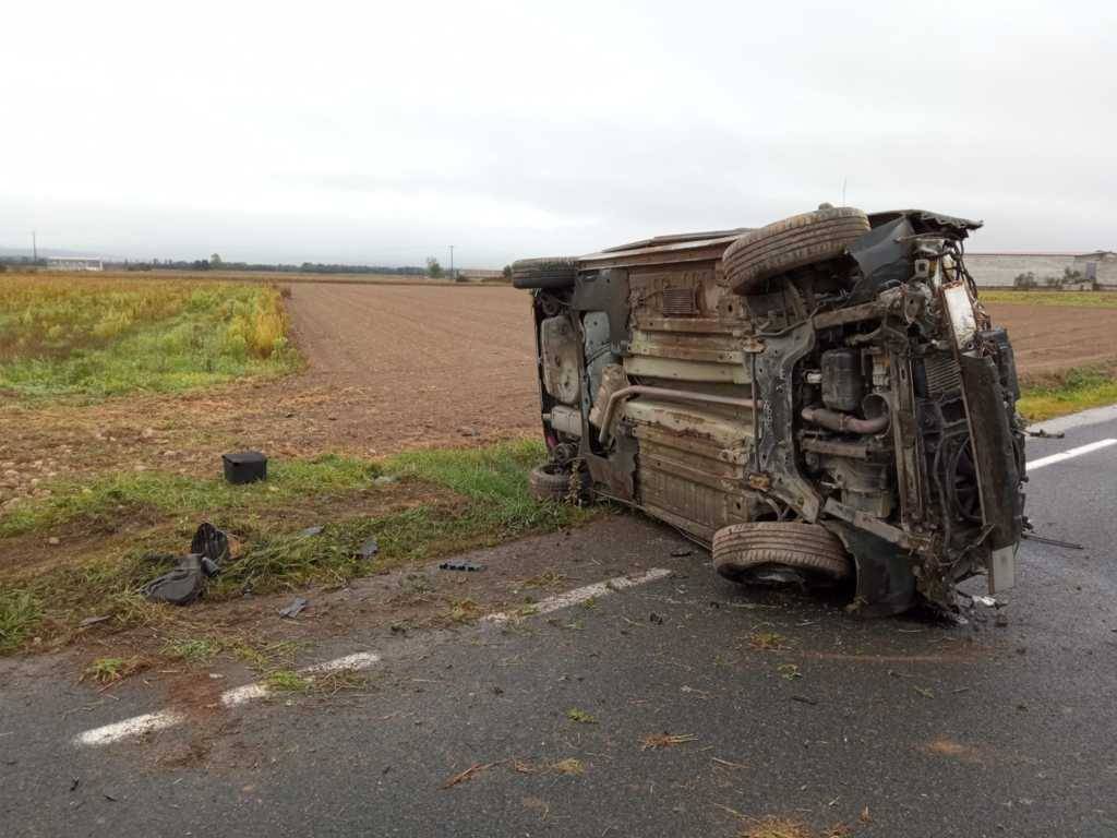 Estado do vehículo accidentado en Solveira, Xinzo.