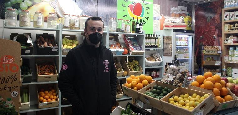 Víctor. Praza de abastos. Alimentación
