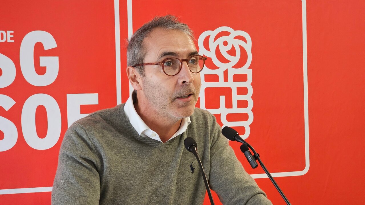 El portavoz del grupo municipal socialista en Lobios, Patrick Rodríguez.